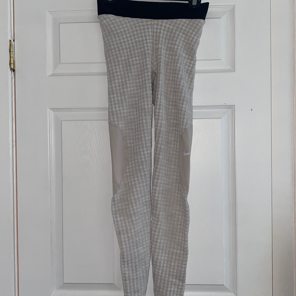 Nike Pro Hyperwarm leggings